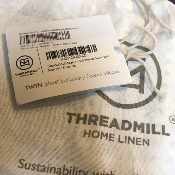 Threadmill Home Linen Bedding 300 Thread Count 100% Cotton Sheet Set, Sage color - Picture 8 of 8